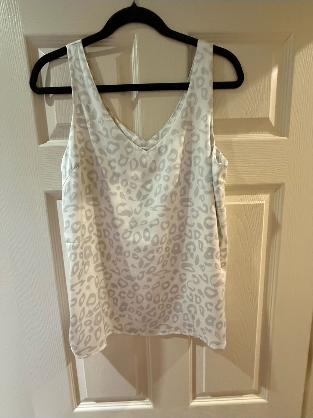 White Leopard Print V-Neck Women's Tank Top